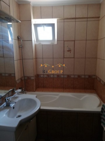 apartament-3-camere-podu-ros-9